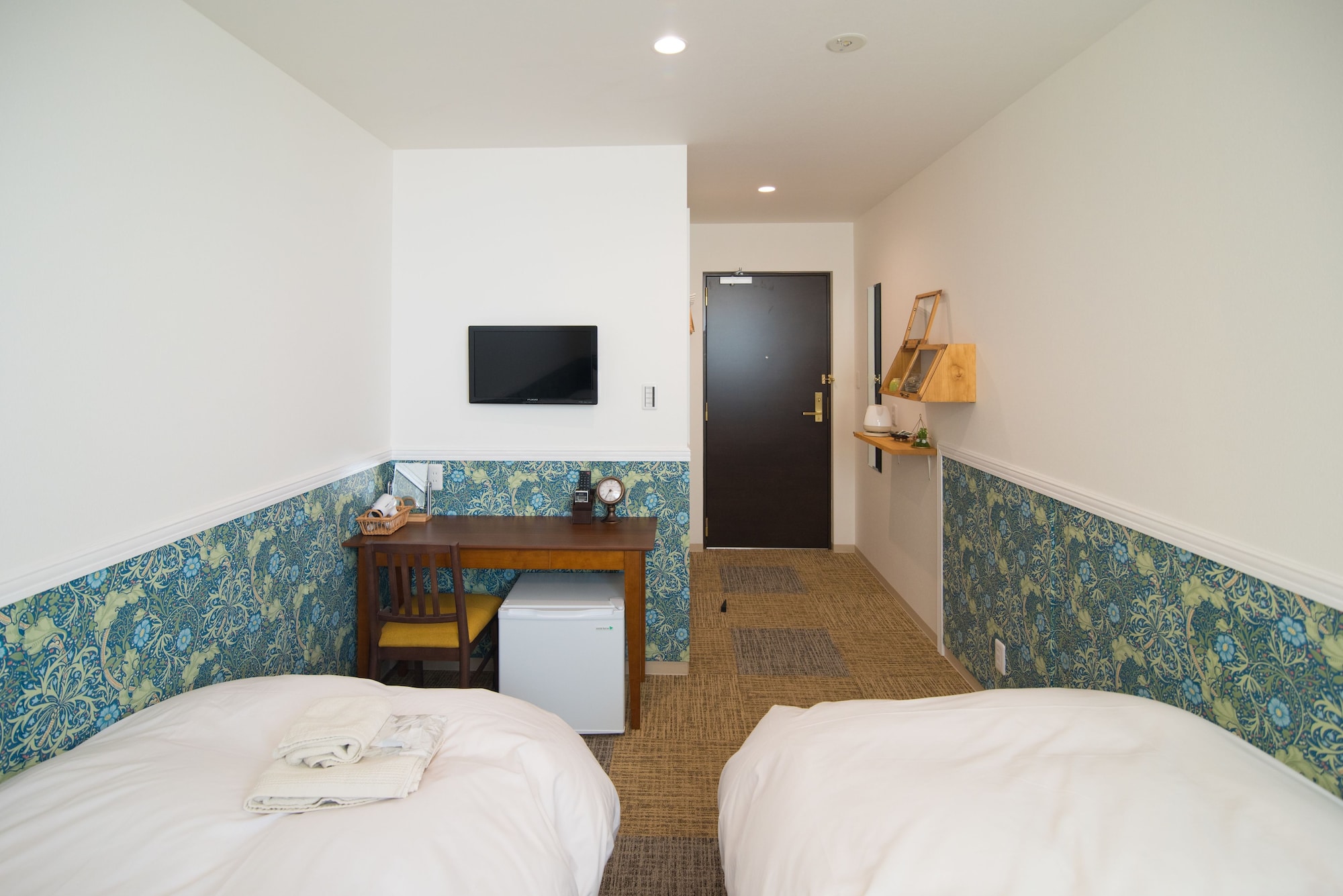 ROOM 3, ACCESSIBLE