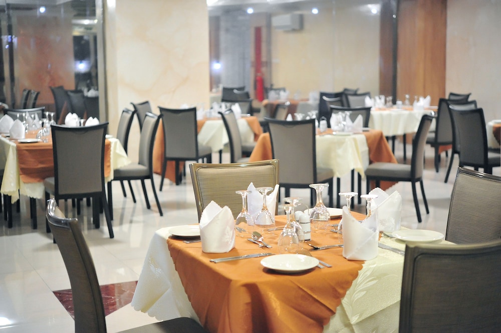 Tomreik Hotel 39/55