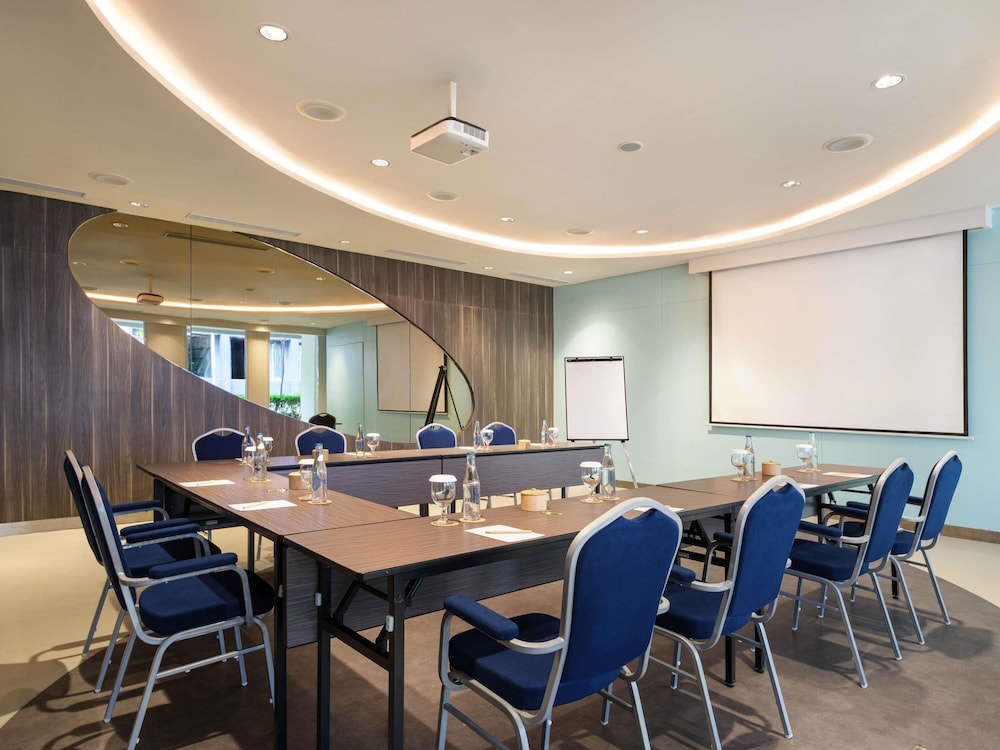 Grand Mercure Bali Seminyak 37/50