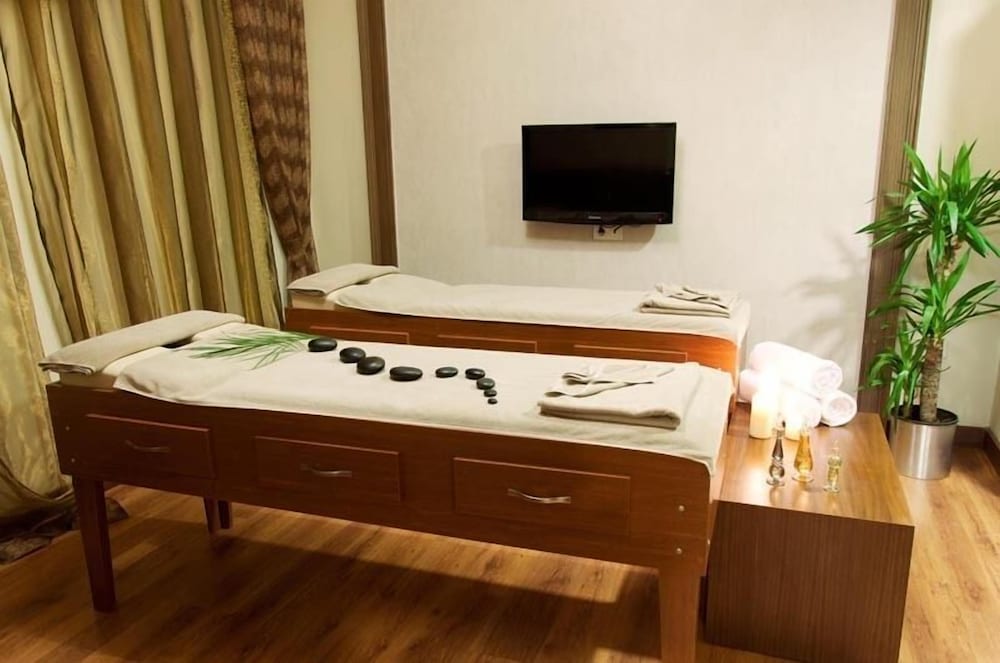 Safran Thermal Resort 13/50