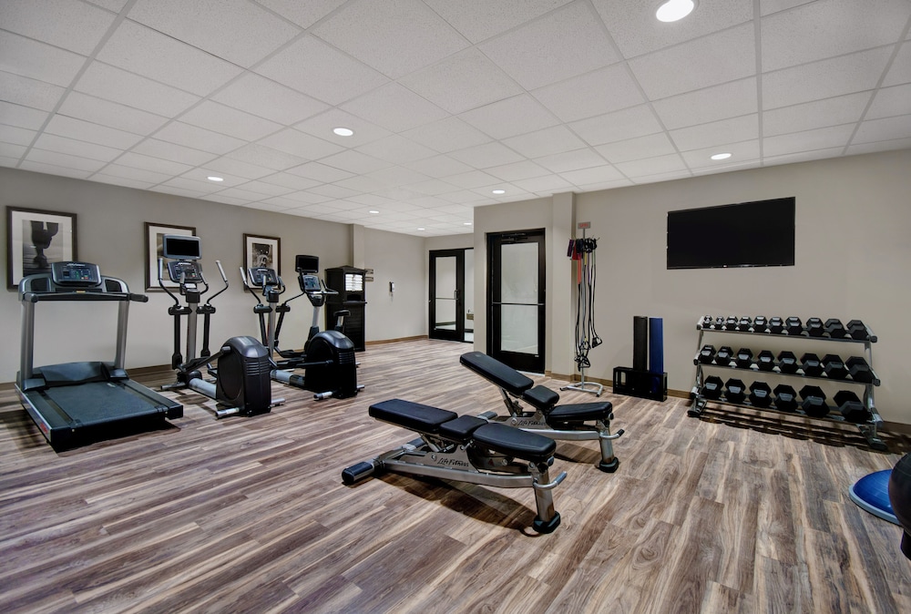 Staybridge Suites Sterling Heights Detroit Area 34/65