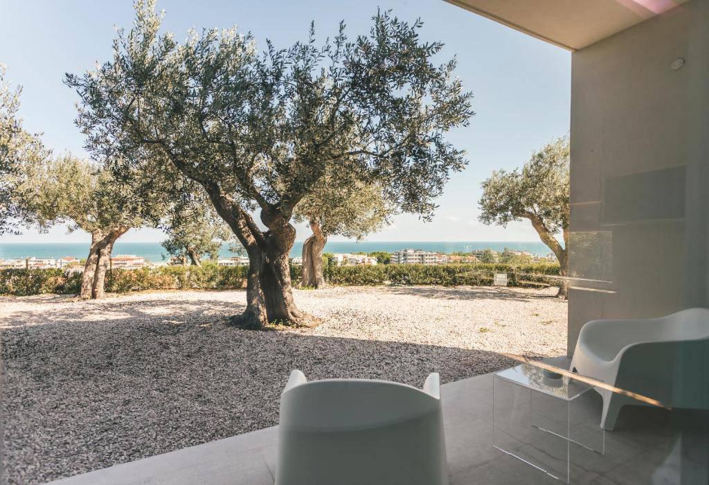 Alkimia Boutique Hotel 22/26