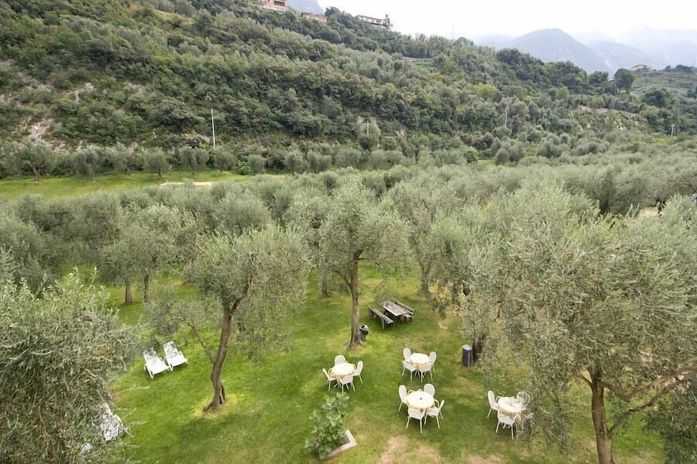 Hotel Garni Orchidea 39/50