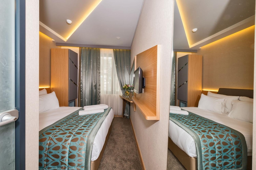 Genova Hotel Spa 17/60