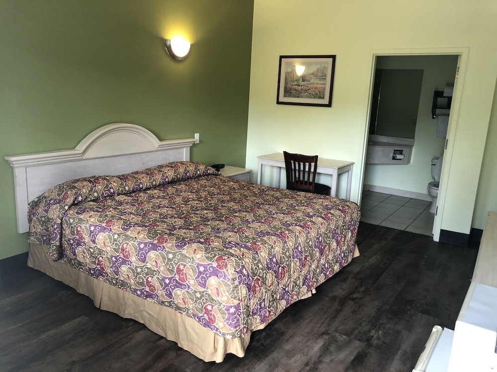 Weston Inn Suites 12/55
