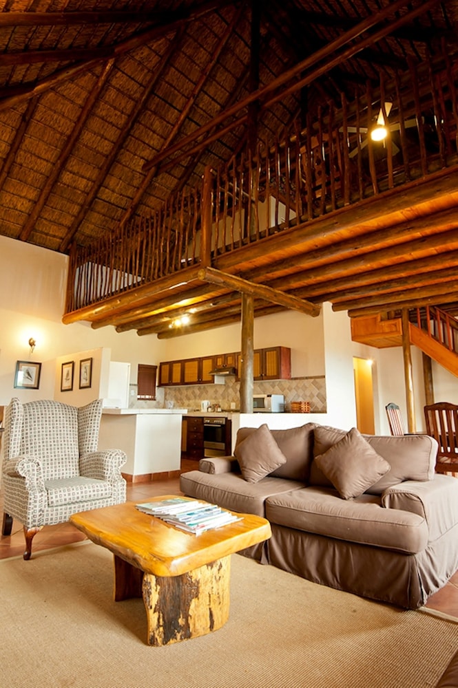 Amafu Forest Lodge 25/50