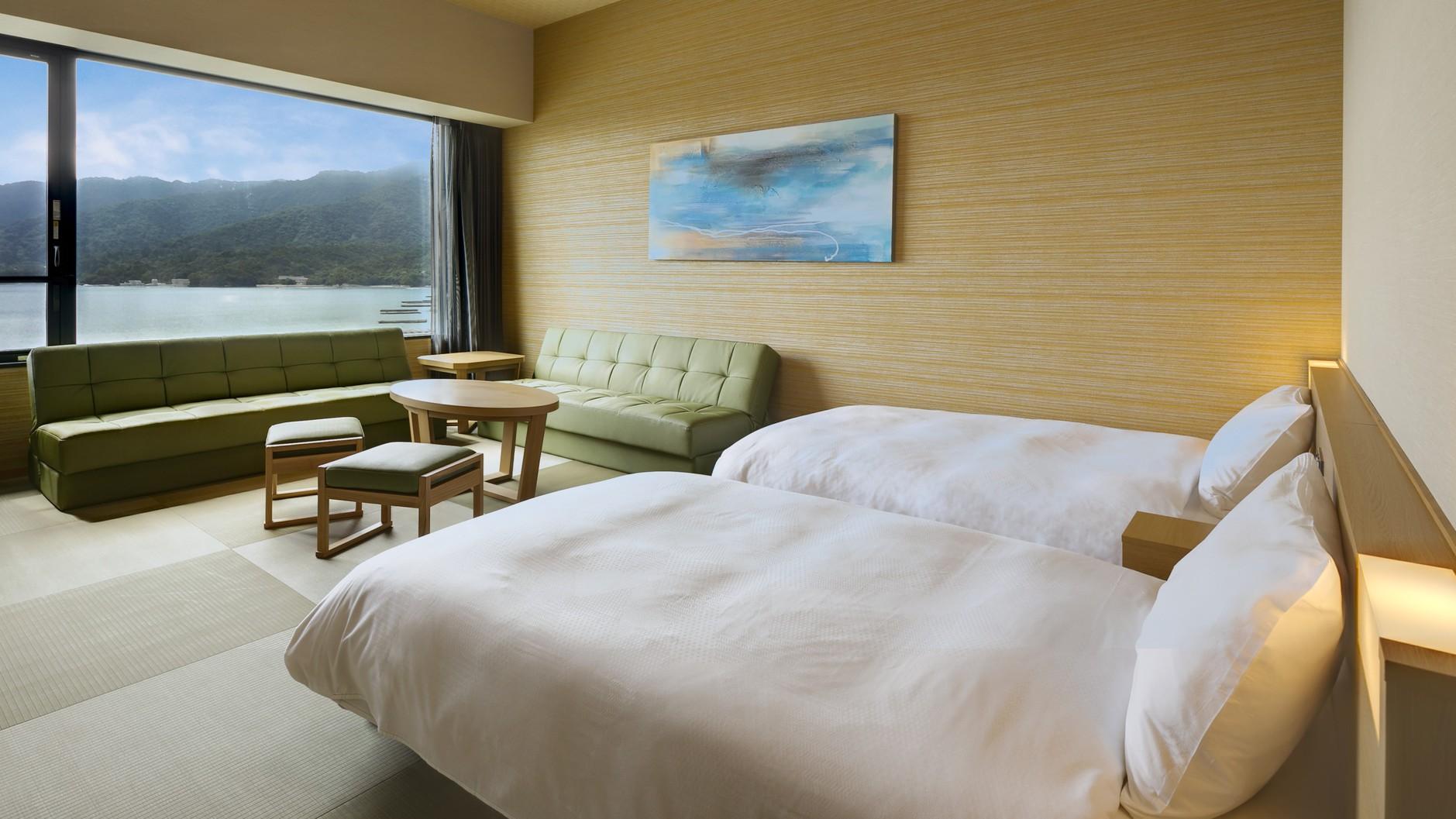 Deluxe, Twin Beds, Side Ocean View