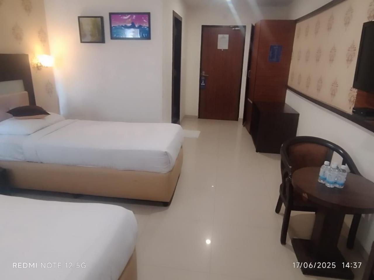 HOTEL SITARA GRAND LB NAGAR 4/26