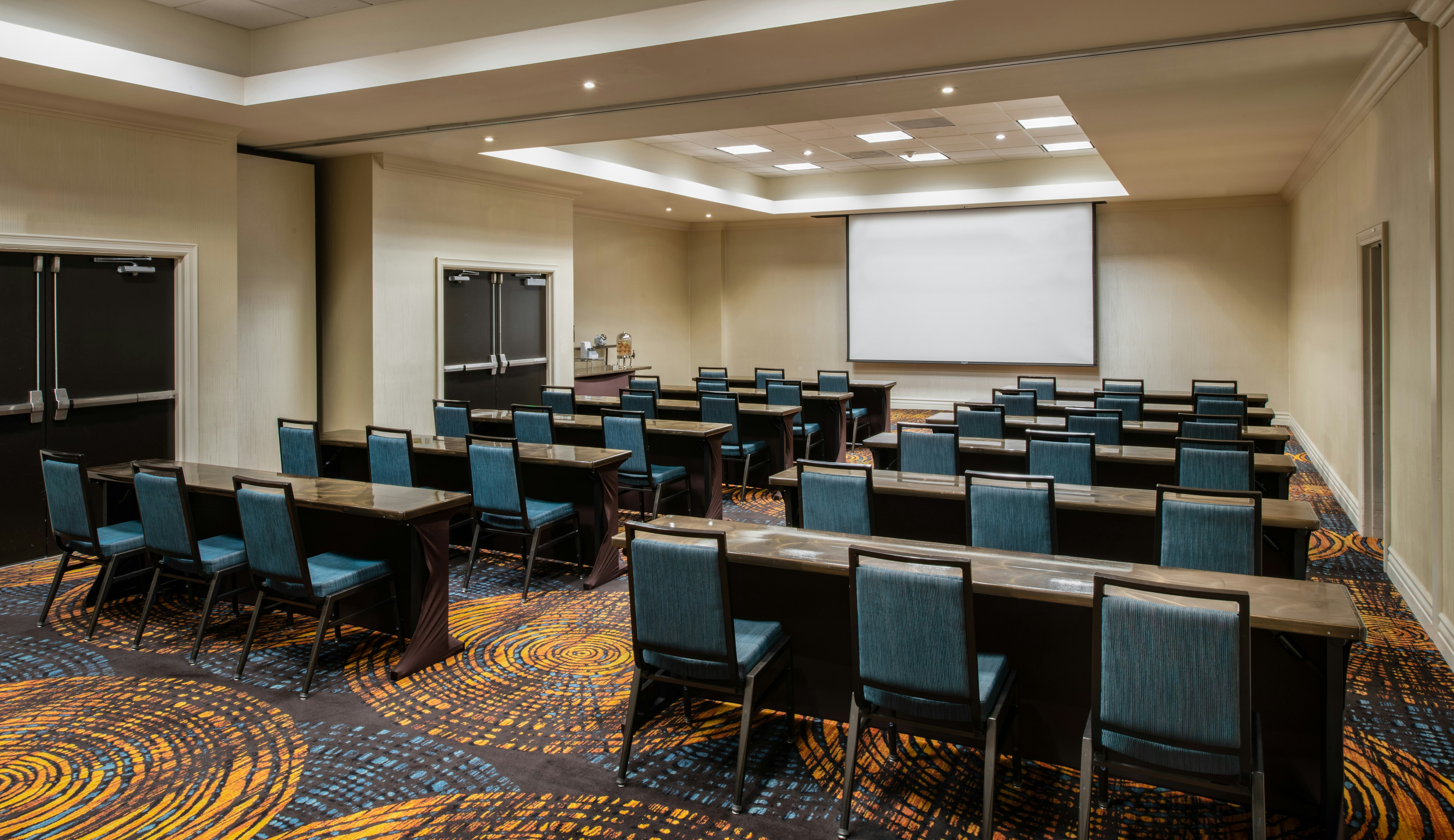 Embassy Suites Walnut Creek 67/81