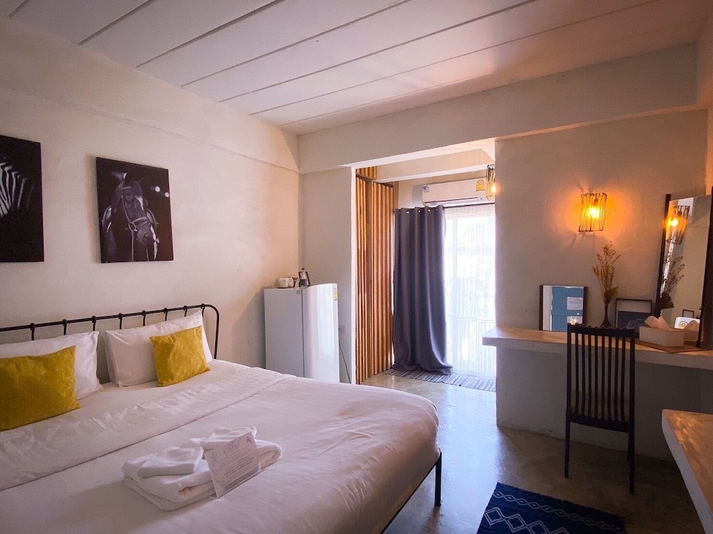 De Lit Hotel 9/50