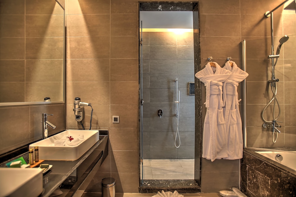 Sirayane Boutique Hotel And Spa 25/75