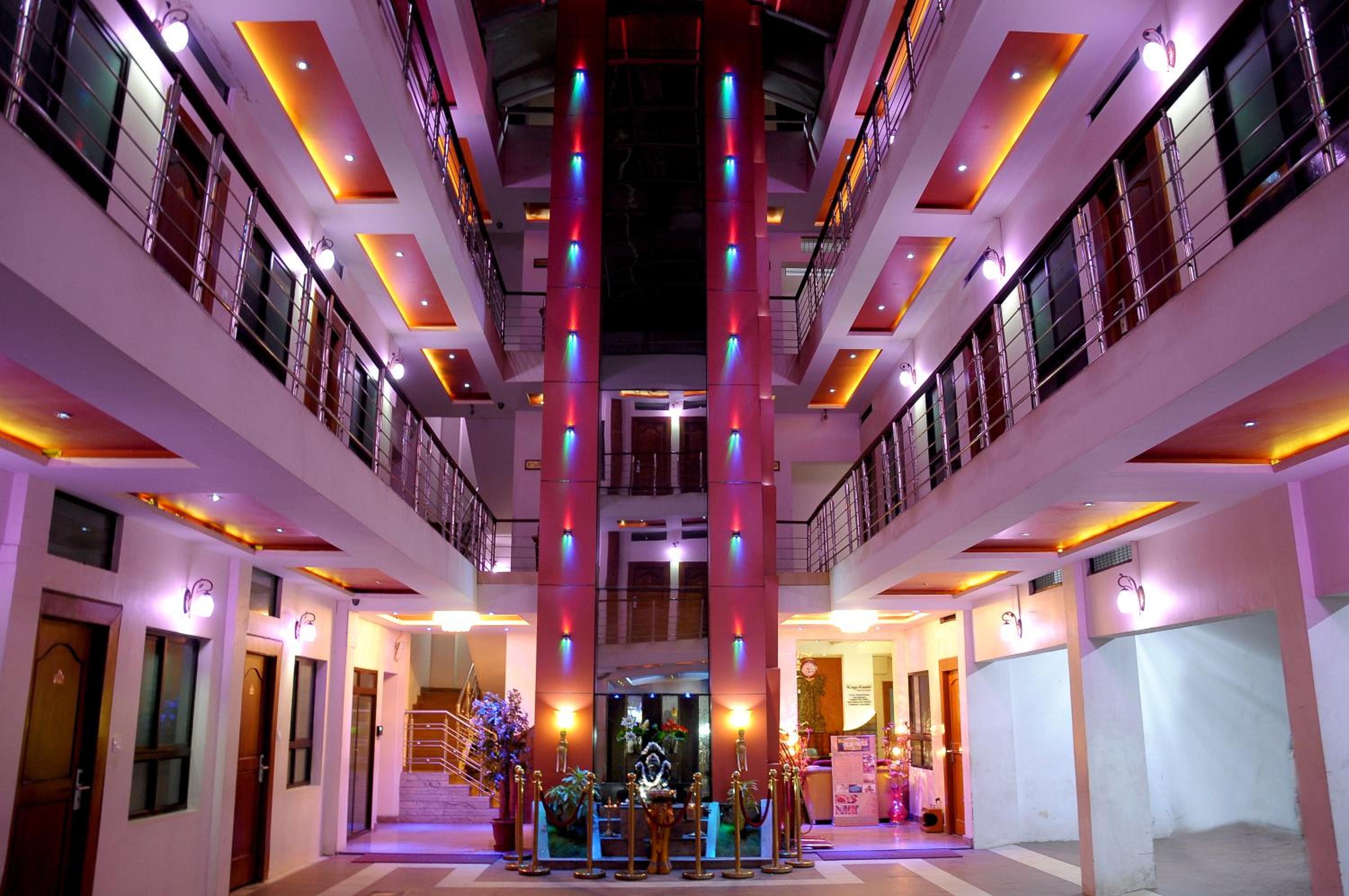 Hotel Kings Kastle 5/35