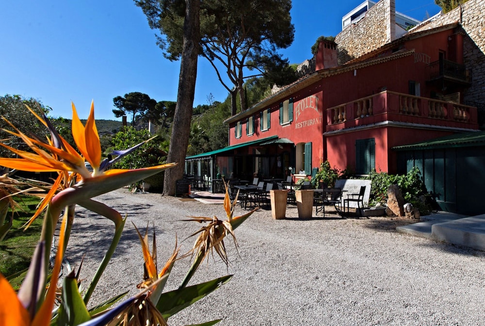 Le Jardin D'emile 35/42