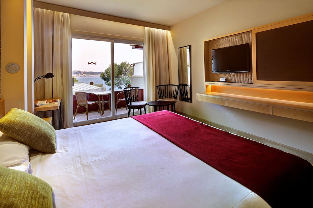 غرفة بإطلالة على البحر بشرفة مفردة بسرير مزدوج في طابق مرتفع، Hotel Palace Bonanza Playa and Spa 4/4