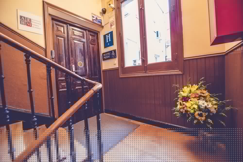 Hostal Prado 7/69
