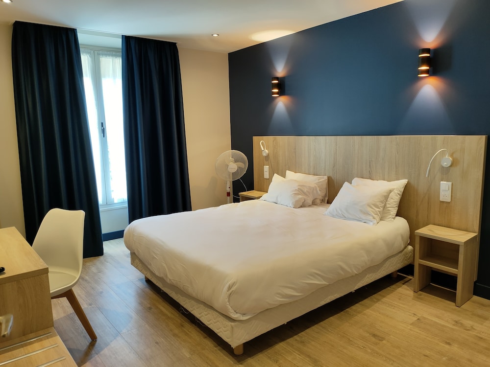 HOTEL MODERN EST 10/37