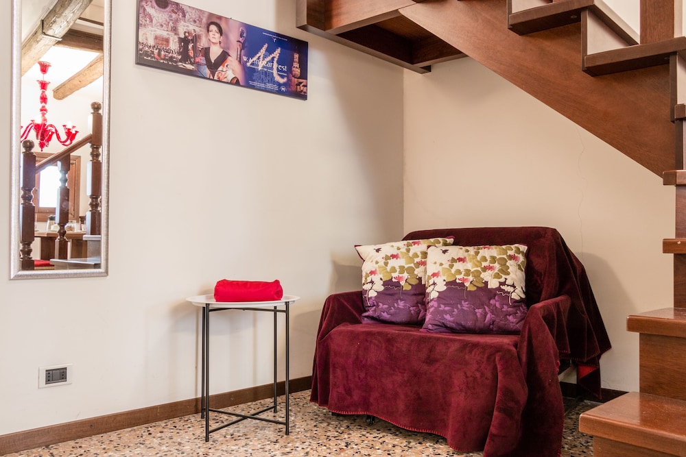 Vivaldi Apartment 18/26