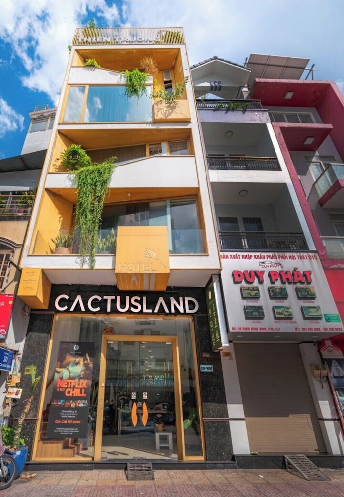 Cactusland Boutique Hotel 3/52