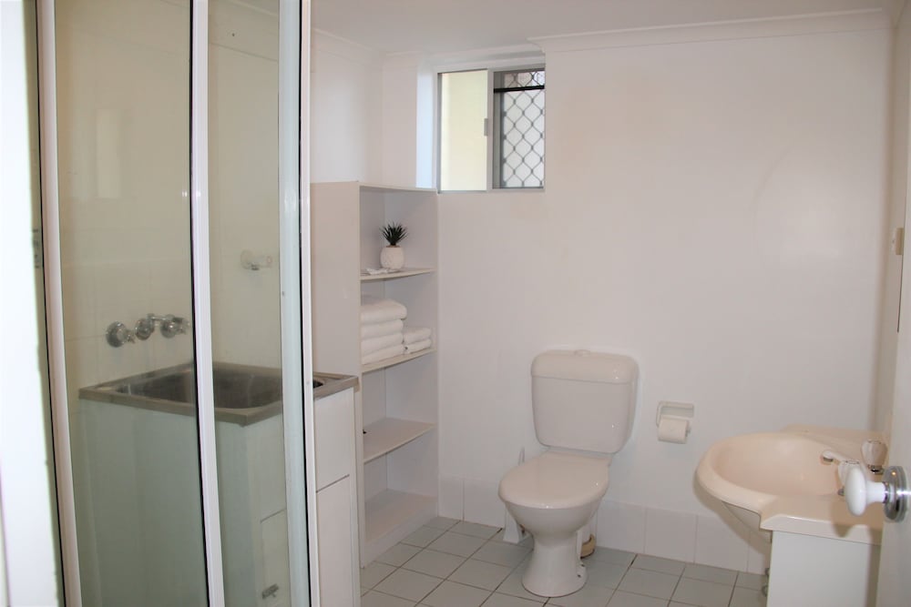 Broadwater Keys 32/72
