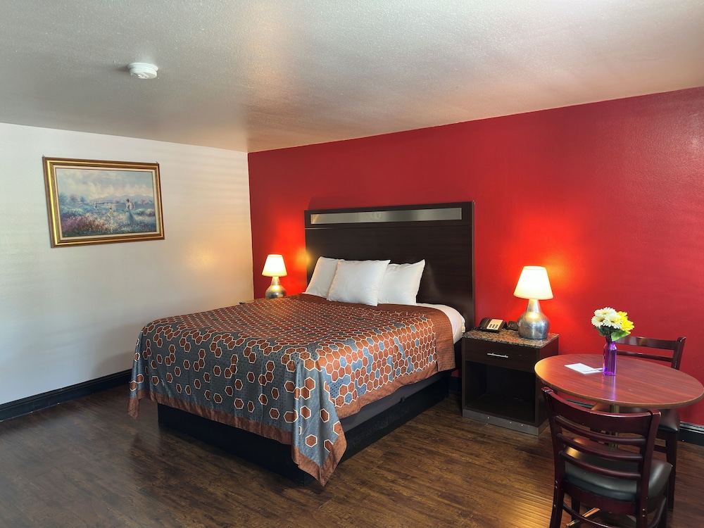 Crossroads Inn 14/39