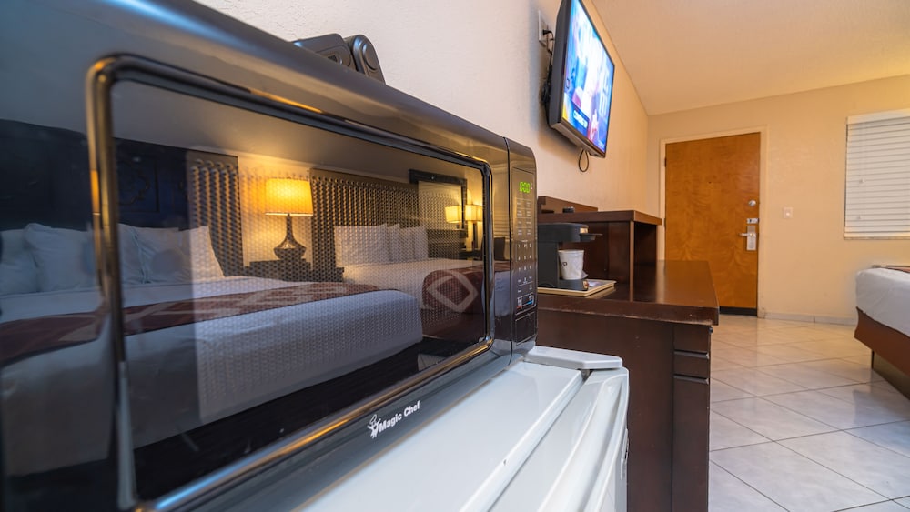 Sevilla Inn 23/41