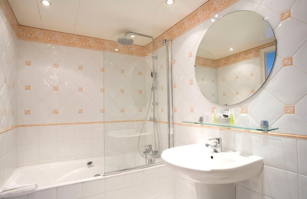 HOTEL ATLANTIS SAINT GERMAIN DES PRES 52/55