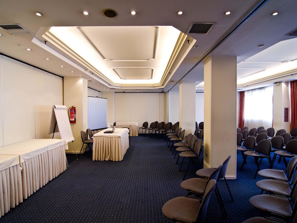Vergina Hotel (ex Best Western Vergina) 69/72