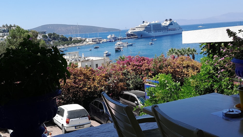Bodrum Motel 46/54