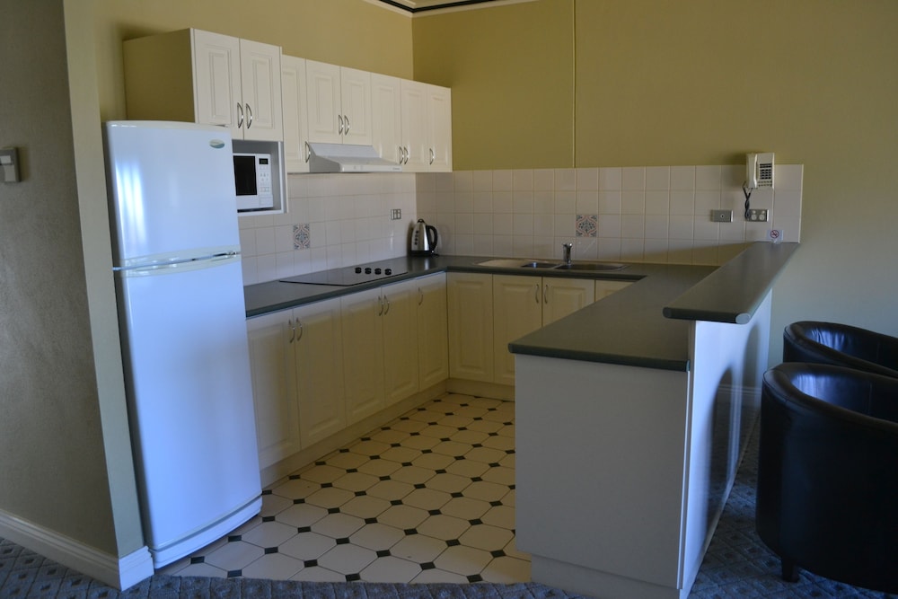 Yarrawonga Mulwala Golf Club Resort 7/86