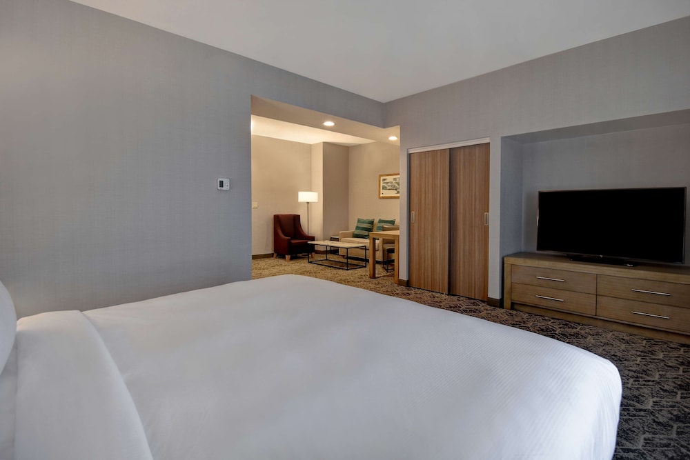 Doubletree By Hilton St Louis Airport Mo 23/59