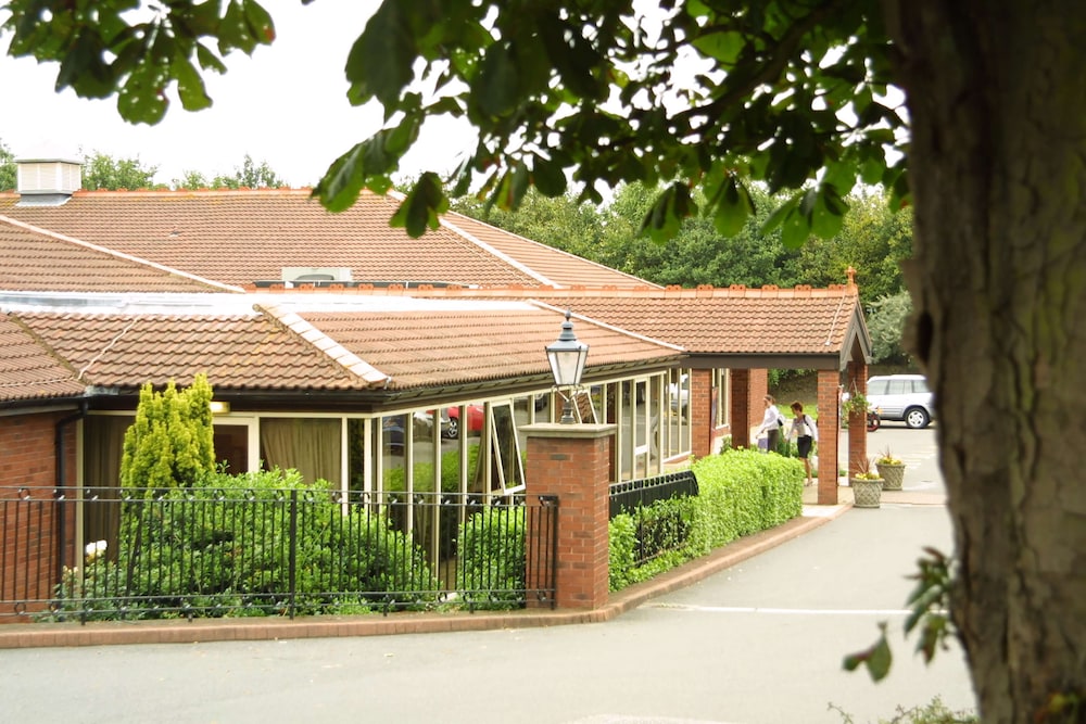 Doubletree Newbury North 46/50