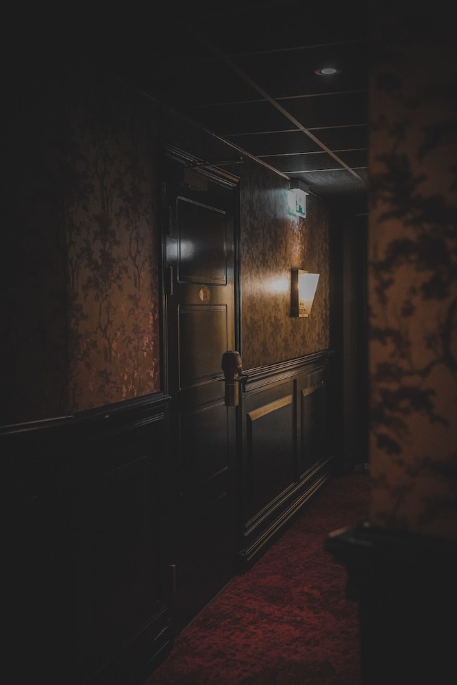 Mojo Hotell 24/50