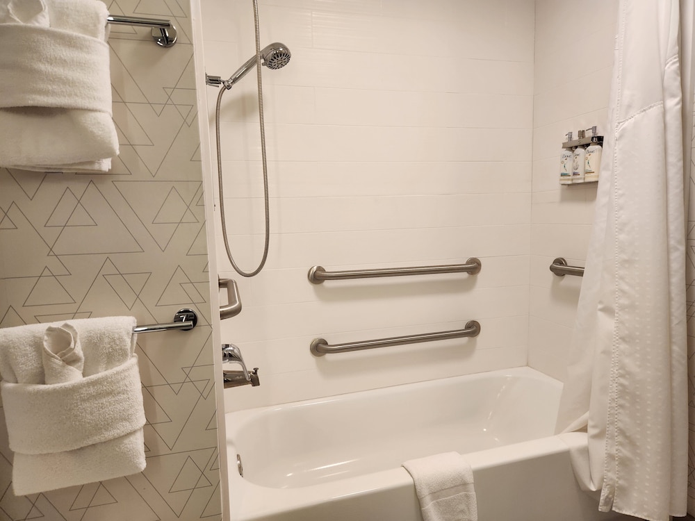 Holiday Inn Express Hotel Suites Crawfordsville 63/65