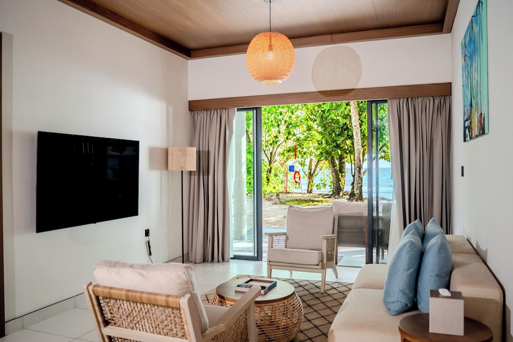 Avani Plus Barbarons Seychelles Resort 54/71