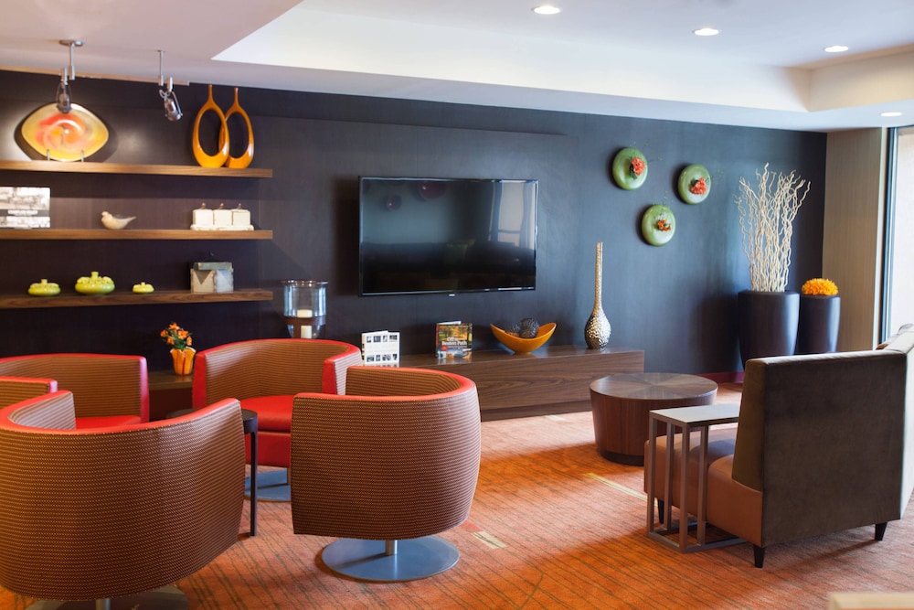 Courtyard By Marriott Burlington Williston 46/65