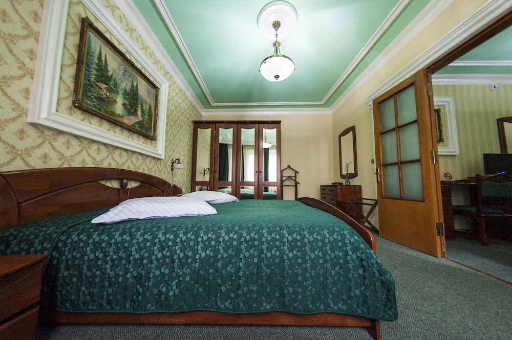 Bucharest Comfort Suites 4/66