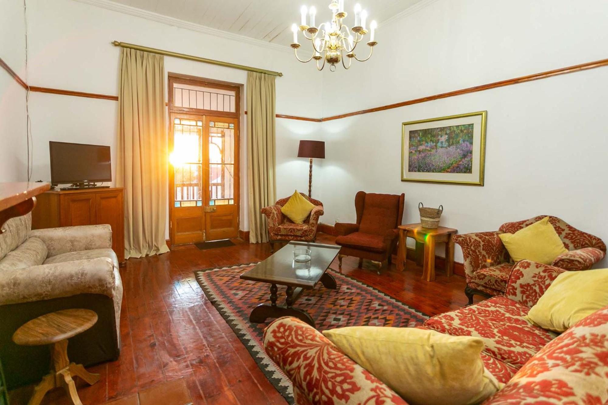 Ravenscliff Villa 17/27