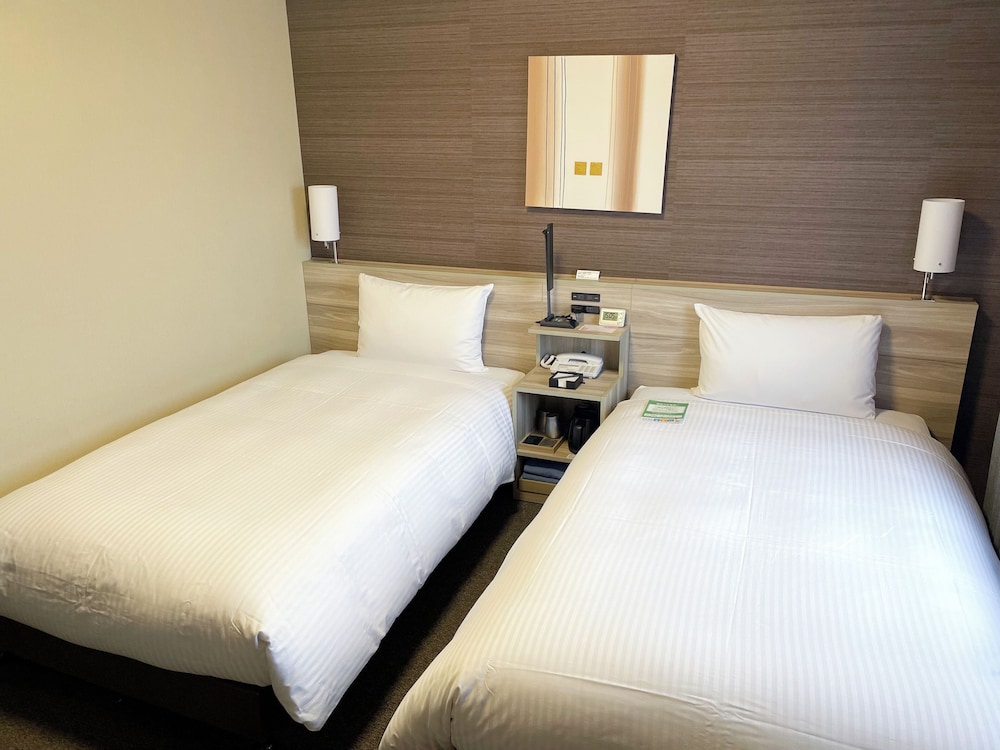 Hotel Route-Inn Takefu Inter 6/24
