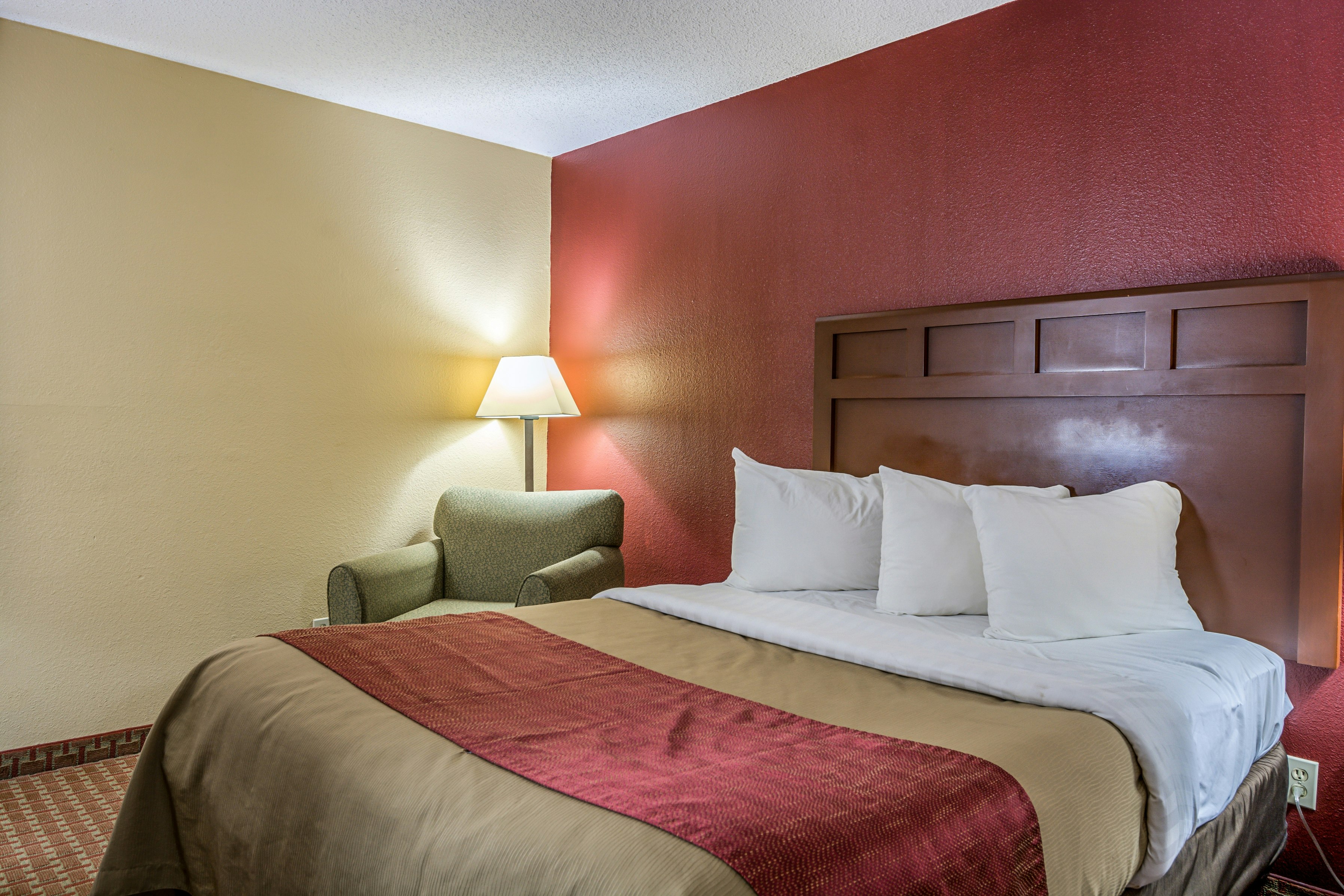 Red Roof Inn And Suites Little Rock 11/33