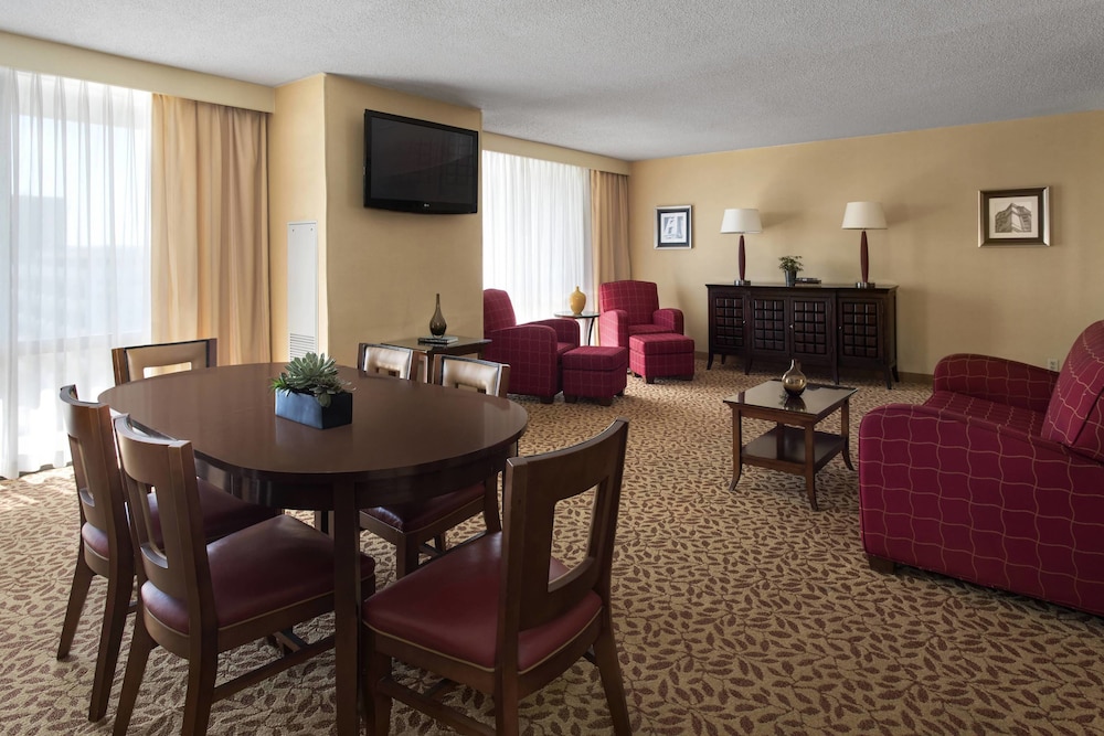 Saddle Brook Marriott 30/50