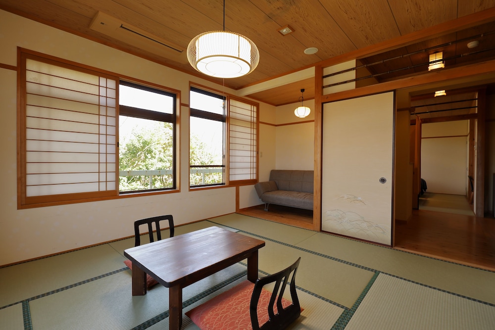 Nagomiyado Anjuann 36/50