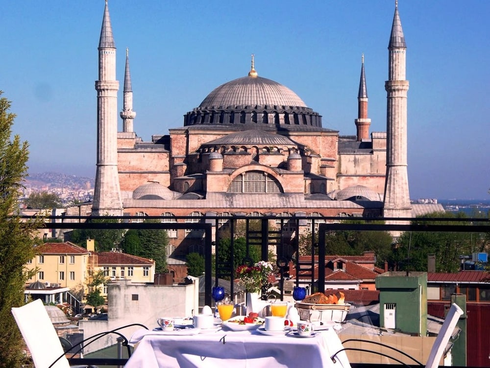 Agora Life Hotel Istanbul 43/50