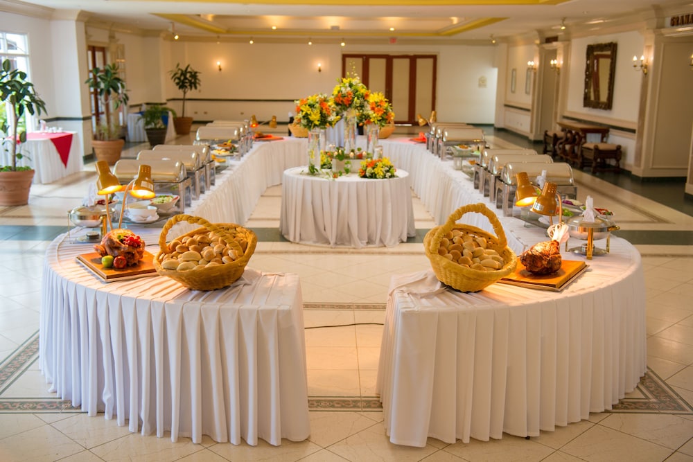 restaurant-cafeteria