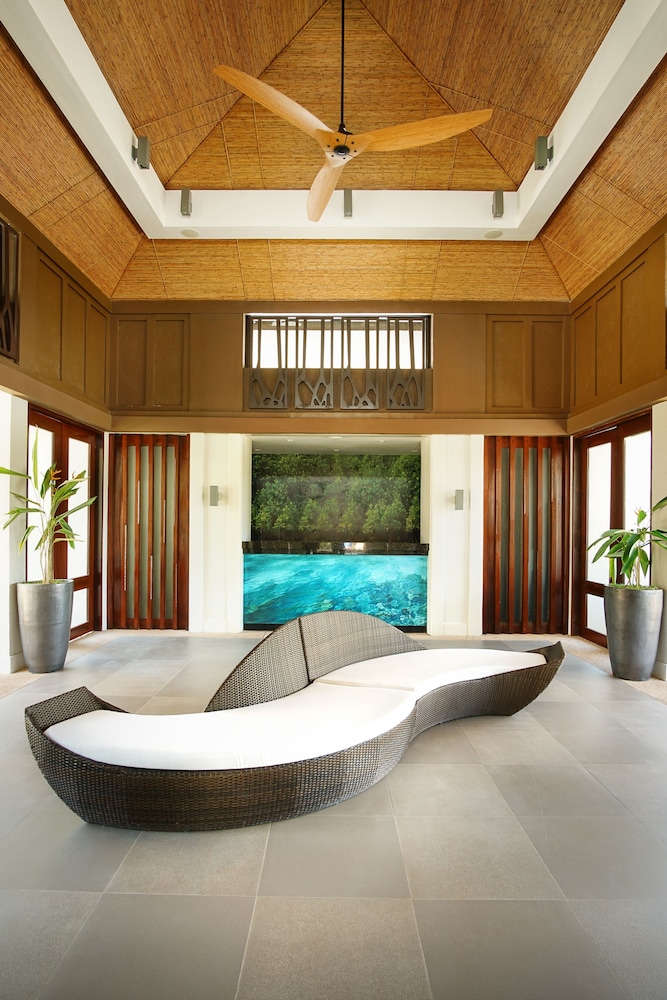 Lobby at Bacau Bay Resort Coron, CORON