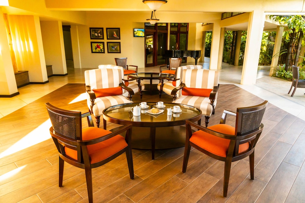 MOUNT IRVINE BAY RESORT 56/70