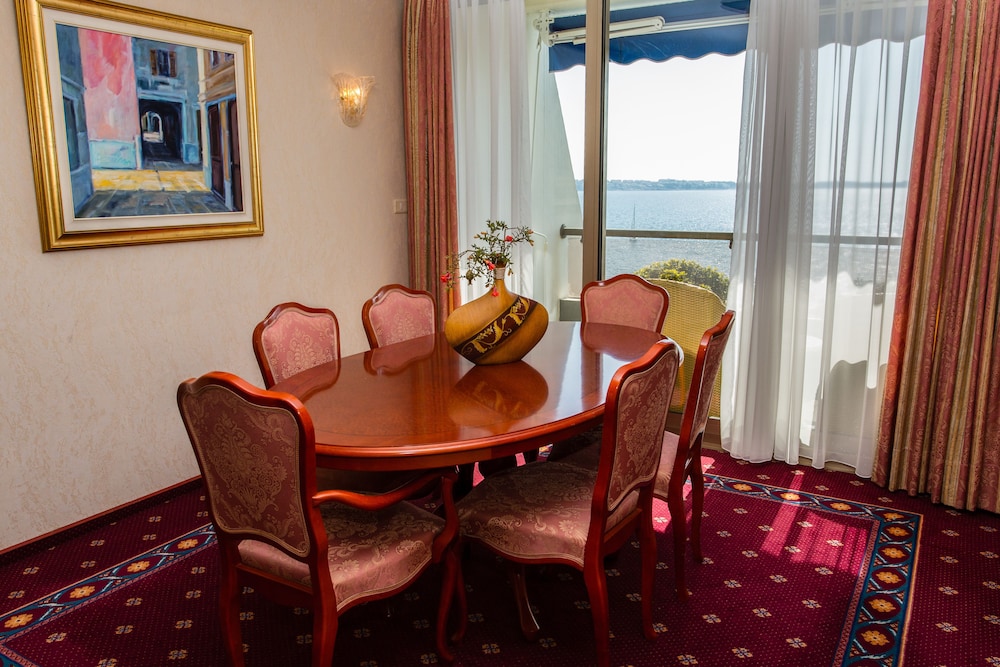 Grand Hotel Bernardin 28/50