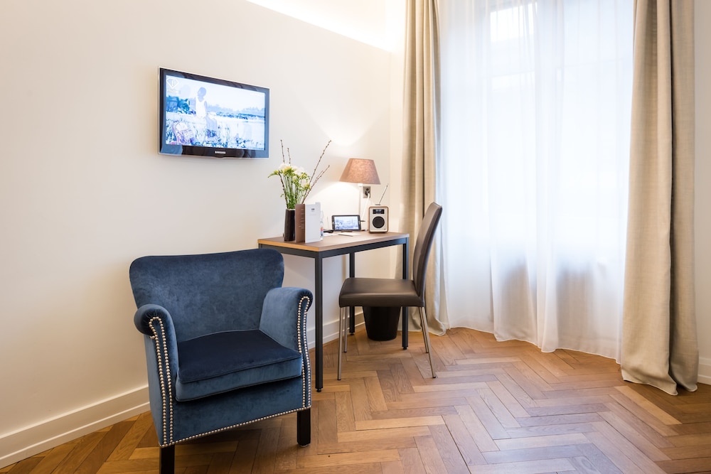 Hotel Ni-Mo 26/40