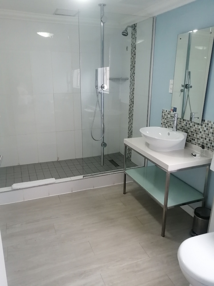 Saldanha Bay Hotel 47/50