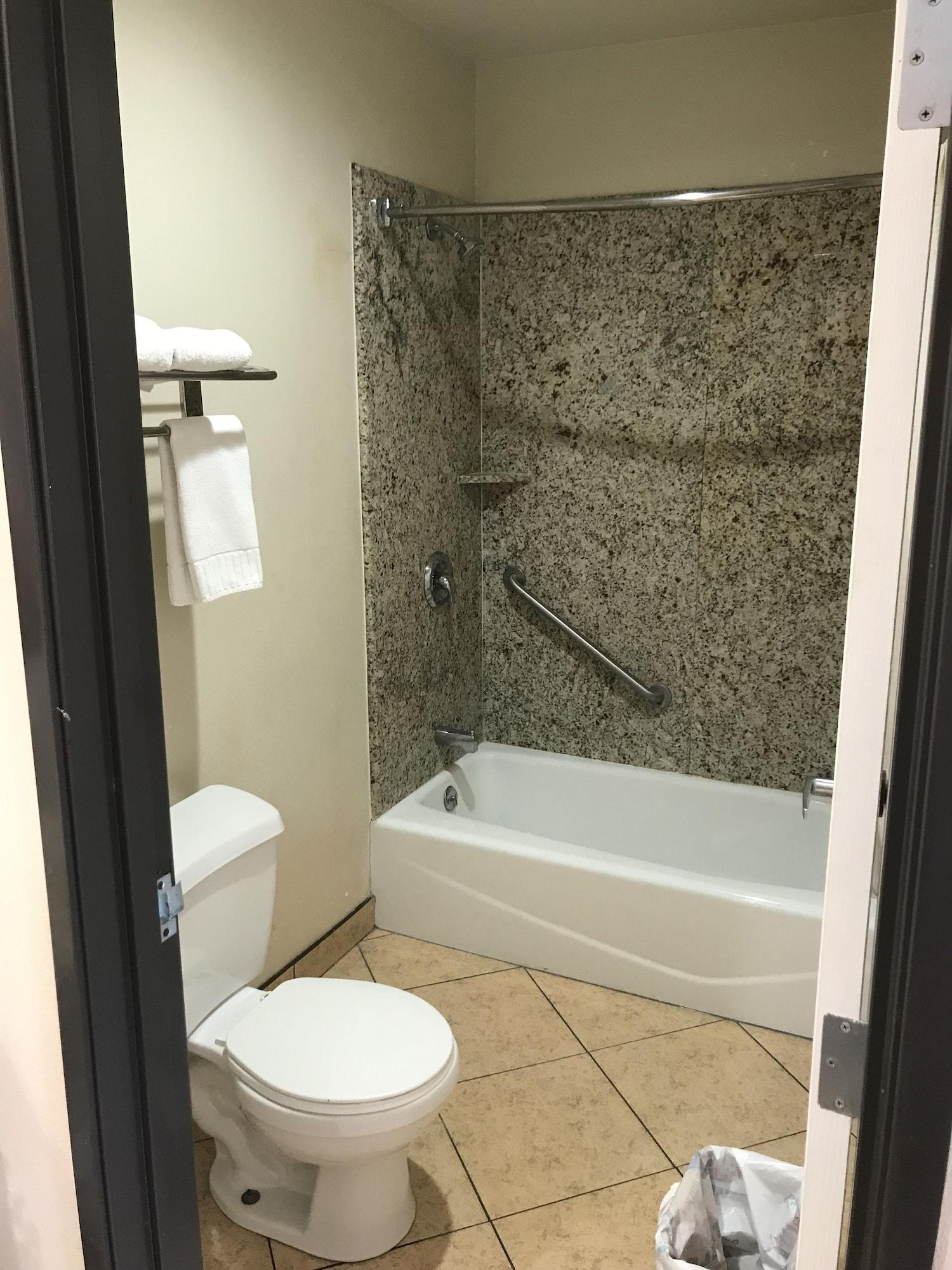 Hyland Motel 29/31