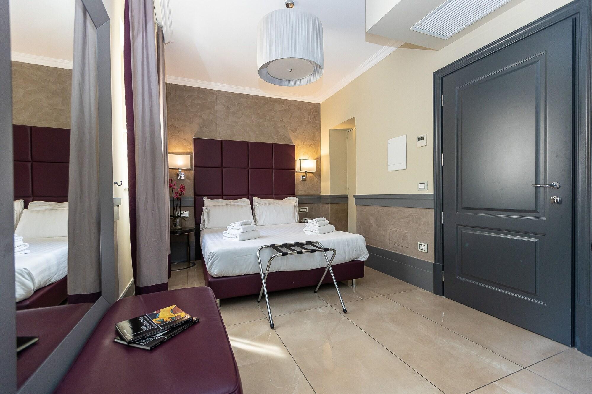 Traditional, Double or Twin Bed, Hotel Castellino Roma 5/10